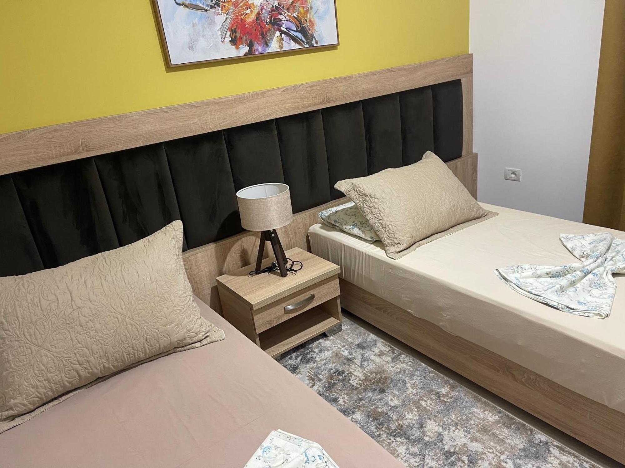 Small Hotel Ora Pogradec Buitenkant foto